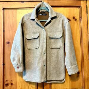 Women's Zara Shirt Jacket Beige Heather Size S EUC